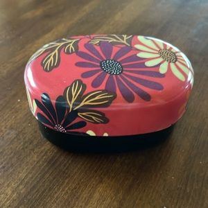 Kimono oval Bento box new condition. Made out of melamine. work/school lunch